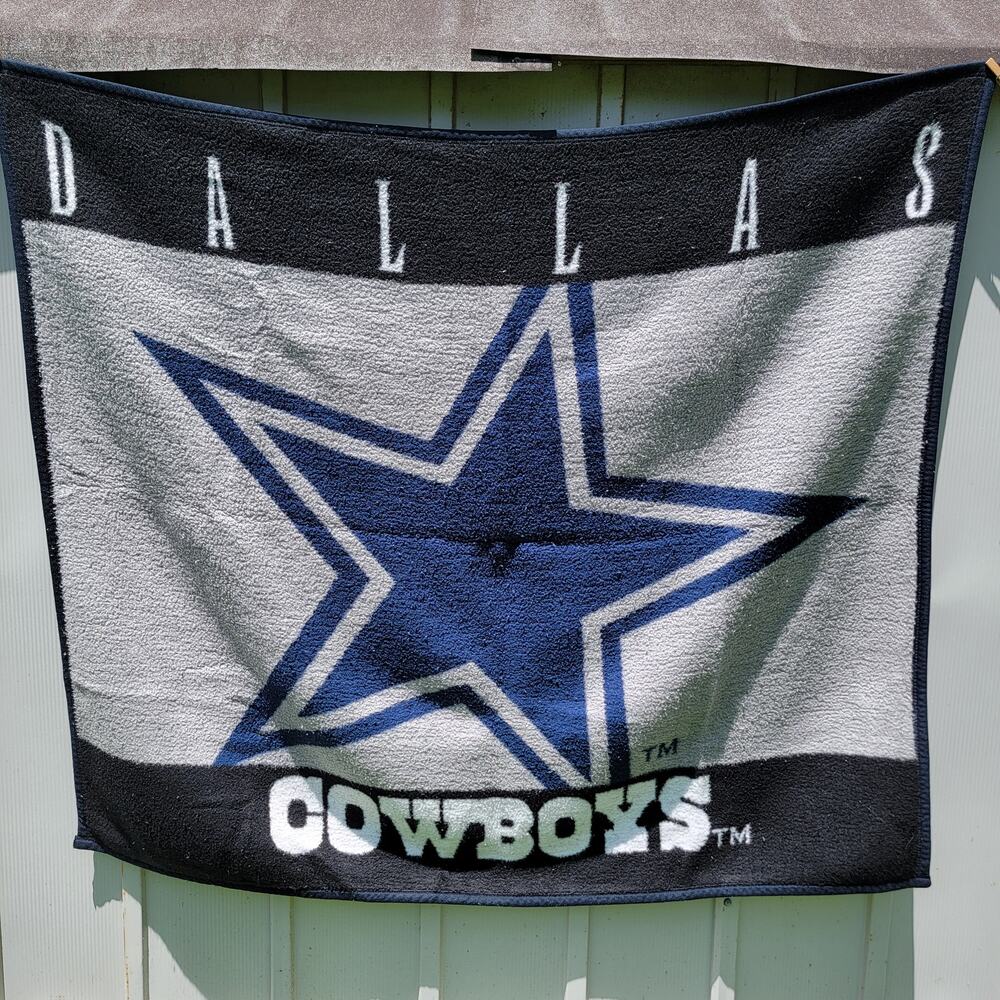 VINTAGE Dallas Cowboys Fleece Throw by Biederlack Brand